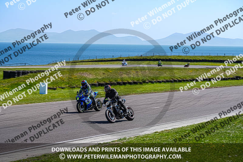 anglesey no limits trackday;anglesey photographs;anglesey trackday photographs;enduro digital images;event digital images;eventdigitalimages;no limits trackdays;peter wileman photography;racing digital images;trac mon;trackday digital images;trackday photos;ty croes